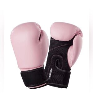 Century Women’s 12oz. Boxing Kickboxing Gloves NWOT Unworn Never Used